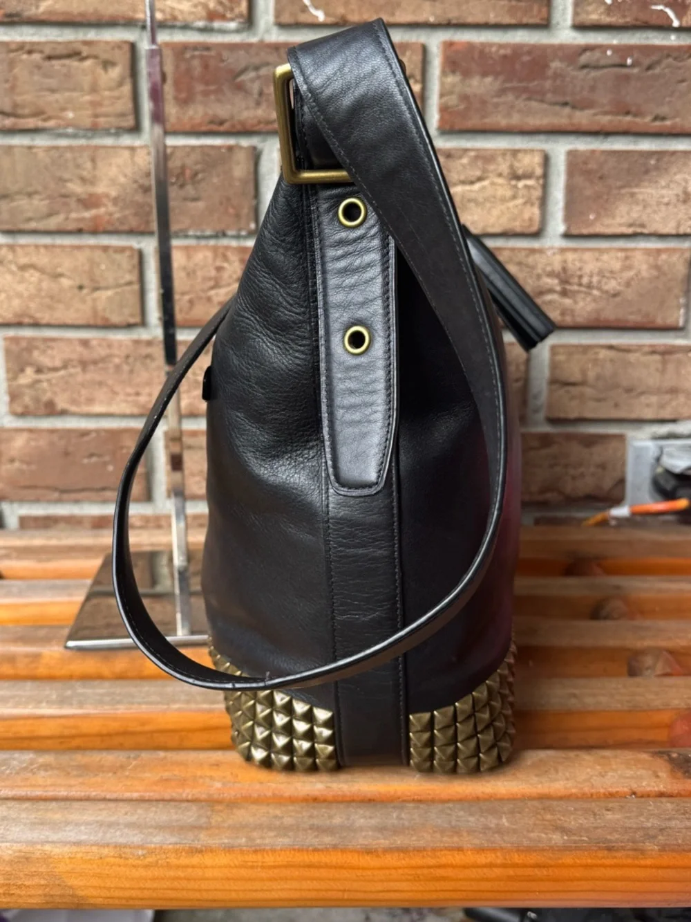 Coach Legacy Studded Duffle Bag With Adjustable Strap And Matching Wristlet - Picture 4 of 14